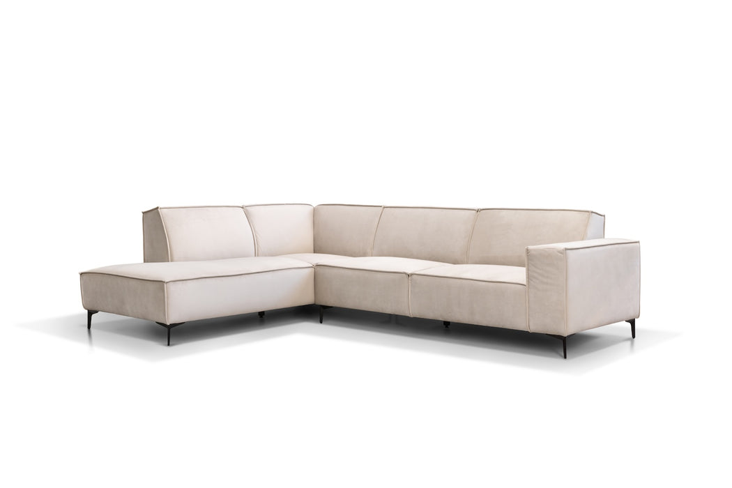 Ecksofa in beige Model Granada Alhambra Set 2 aus diagonaler Perspektive