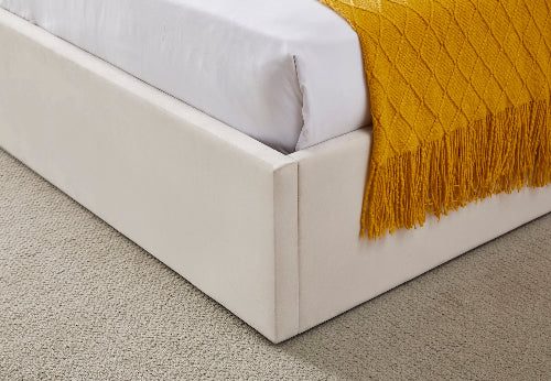 Linke Ecke des Marbella Betts in der Farbe beige