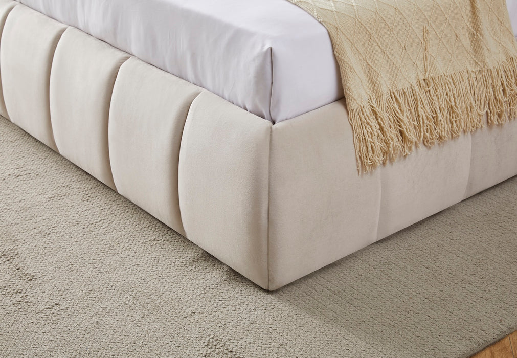 Ecke links von Venedig Bett mit Bettkasten in beige